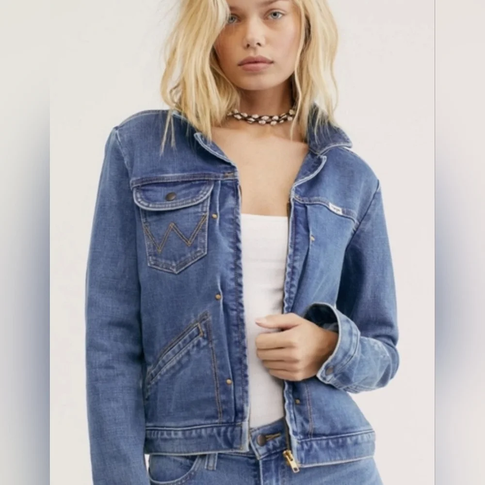 NWOT ANTHROPOLOGIE WRANGLER Modern Women's Heritage Venus Zip Denim Jacket Small